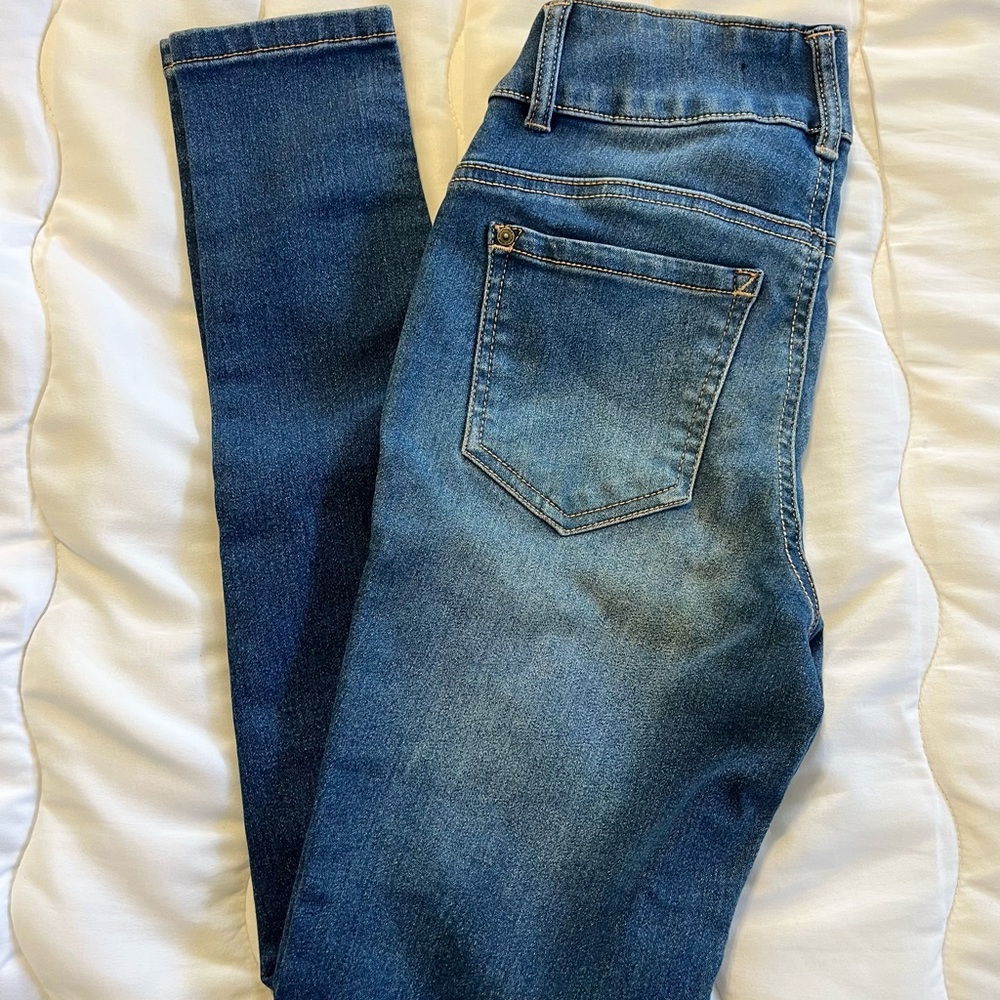 skinny jeans